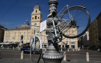 180-Parma-bici-bianca-in-memoria-dei-cicisti-vittime-della-strada-210x130