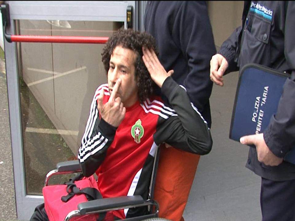 Rachid Assarag nella foto postata da Ilaria Cucchi su Facebook