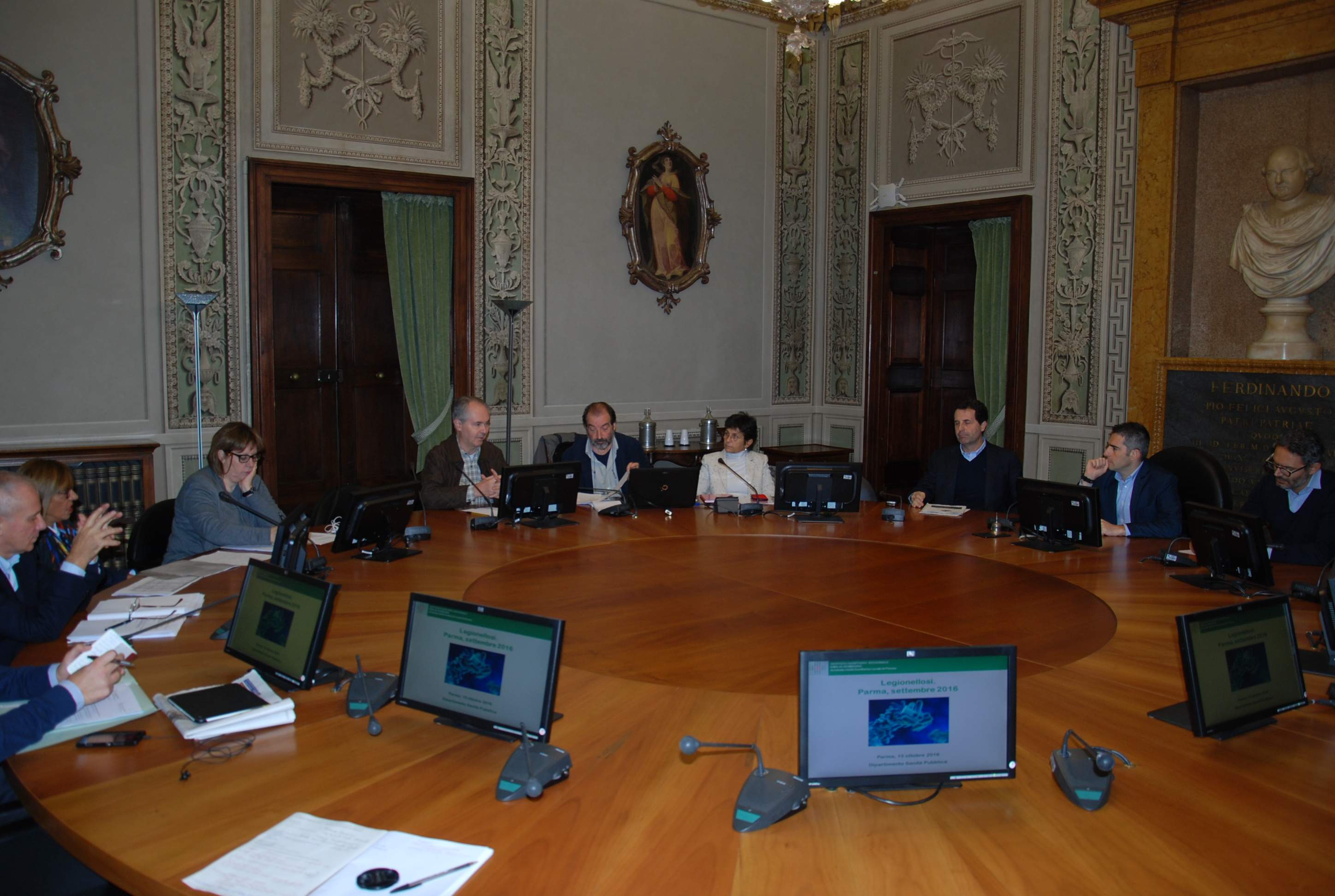 2016-10-15-sindaco-tavolo-legionella1